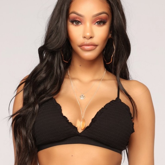 Fashion Nova Tops - new with tags fashion nova black bralette